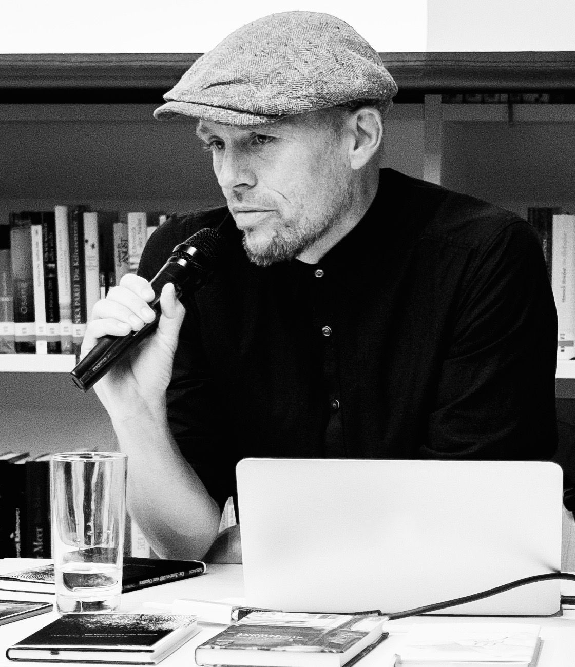 Podhostnik - Festival Literatur auf der Parkbank 2022 